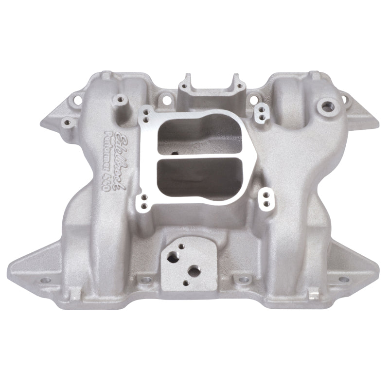 Edelbrock Performer 440 مع مشعب Egr