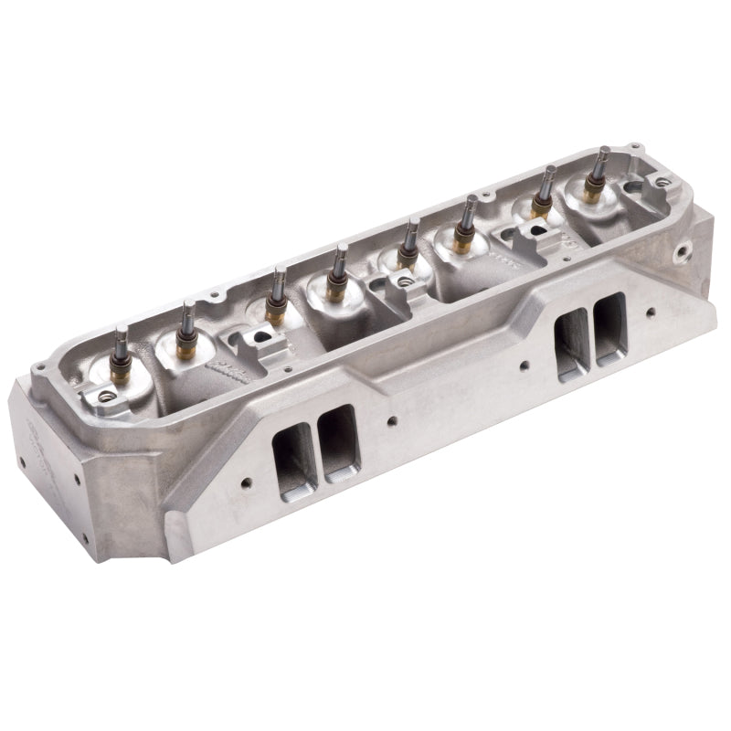 رؤوس B/Rb من Edelbrock Big-Block Chrysler Victor مع صمامات